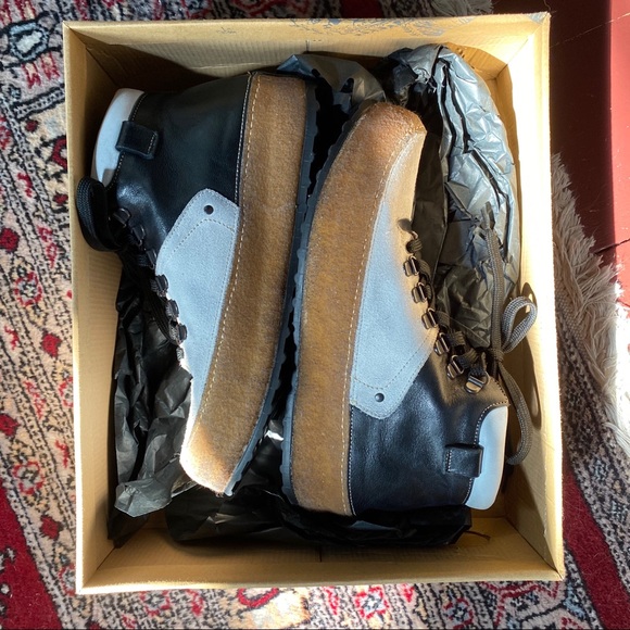 Free People walking shoes - Picture 12 of 12